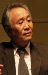 Джонгу Ли